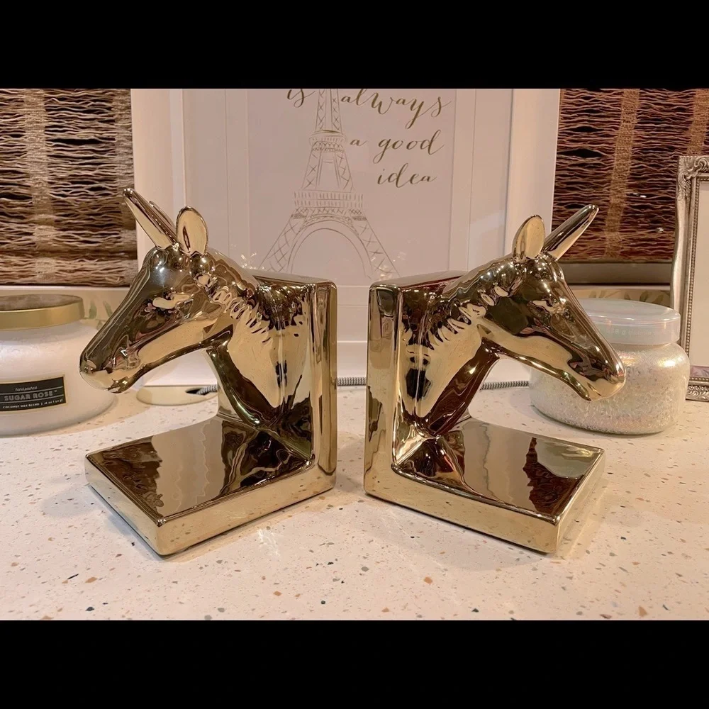 Gold Unicorn Bookends‎
